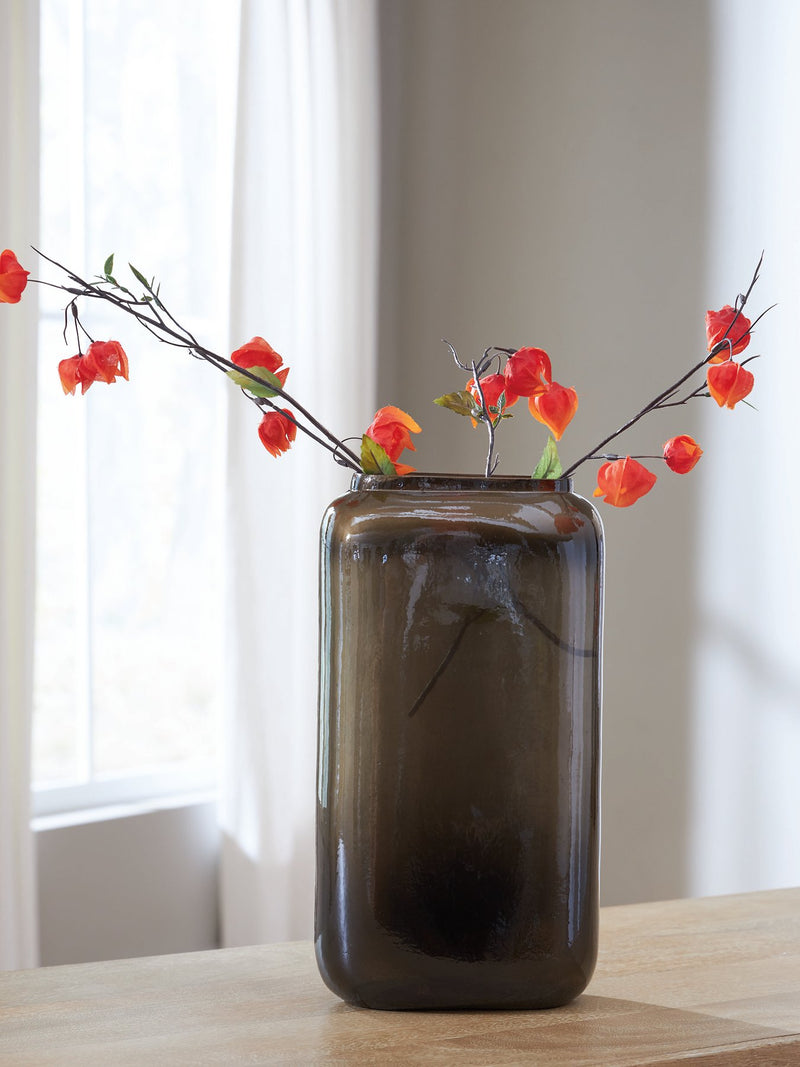 Sumner Vase